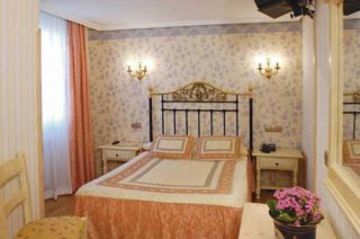 Hotel Julia Aranda de Duero Zewnętrze zdjęcie